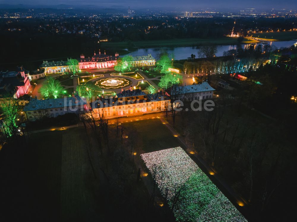 Dresden bei Nacht von oben - Nachtluftbild Schlosspark in Dresden im Bundesland Sachsen, Deutschland