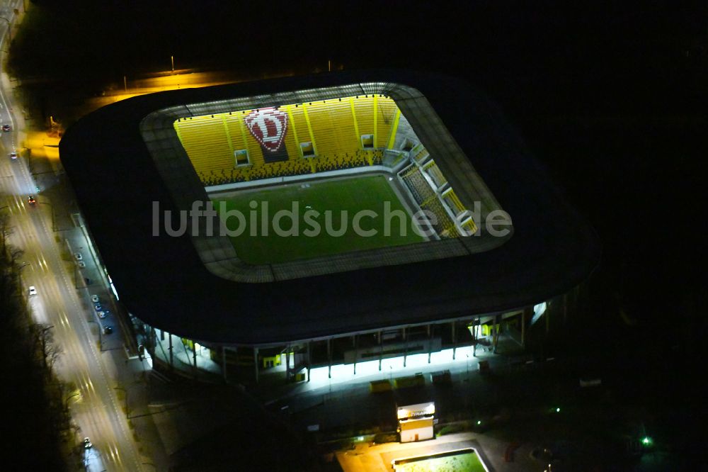 Nachtluftbild Dresden - Nachtluftbild Sportstätten-Gelände der Arena des Rudolf-Harbig-Stadion in Dresden im Bundesland Sachsen