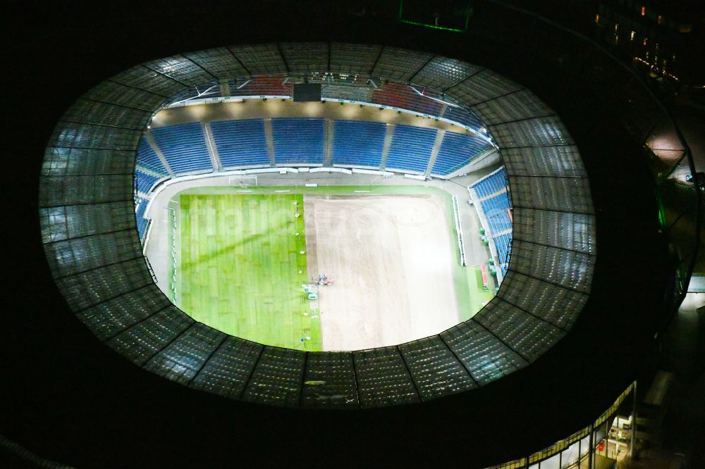 Nacht-Luftaufnahme Hannover - Nachtluftbild Stadion der Heinz von Heiden Arena im Stadtteil Calenberger Neustadt von Hannover in Niedersachsen