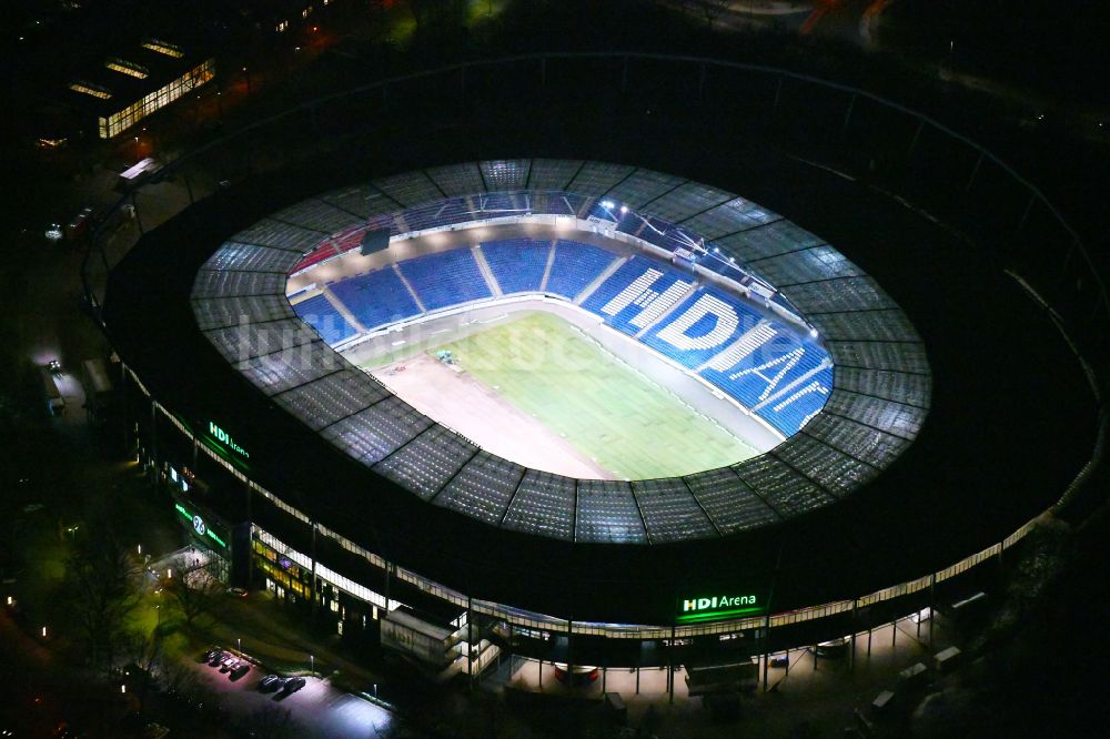 Nacht-Luftaufnahme Hannover - Nachtluftbild Stadion der Heinz von Heiden Arena im Stadtteil Calenberger Neustadt von Hannover in Niedersachsen