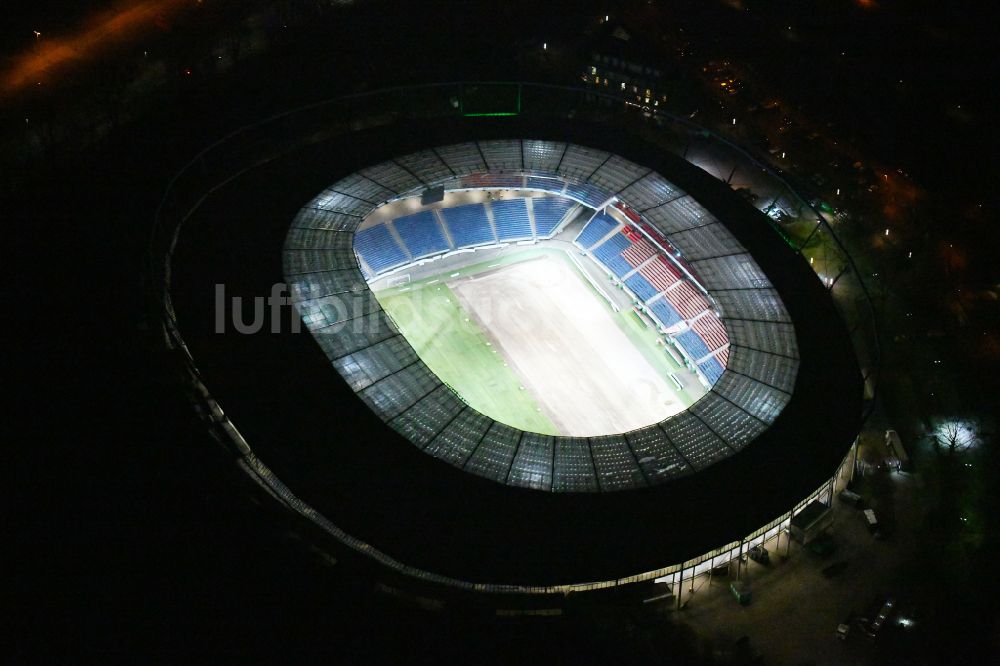 Nacht-Luftaufnahme Hannover - Nachtluftbild Stadion der Heinz von Heiden Arena im Stadtteil Calenberger Neustadt von Hannover in Niedersachsen