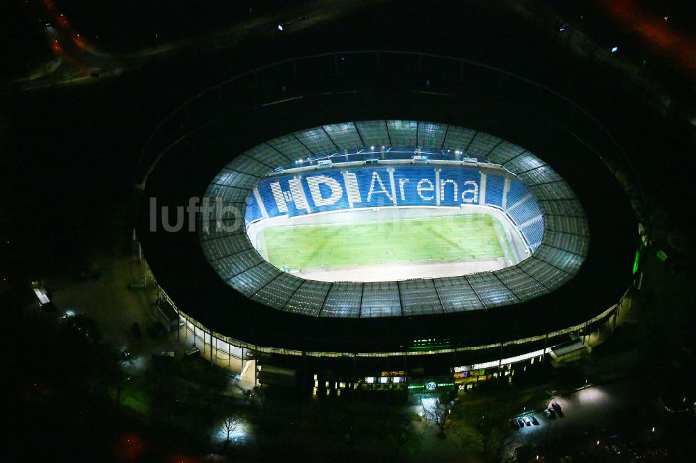 Hannover bei Nacht von oben - Nachtluftbild Stadion der Heinz von Heiden Arena im Stadtteil Calenberger Neustadt von Hannover in Niedersachsen