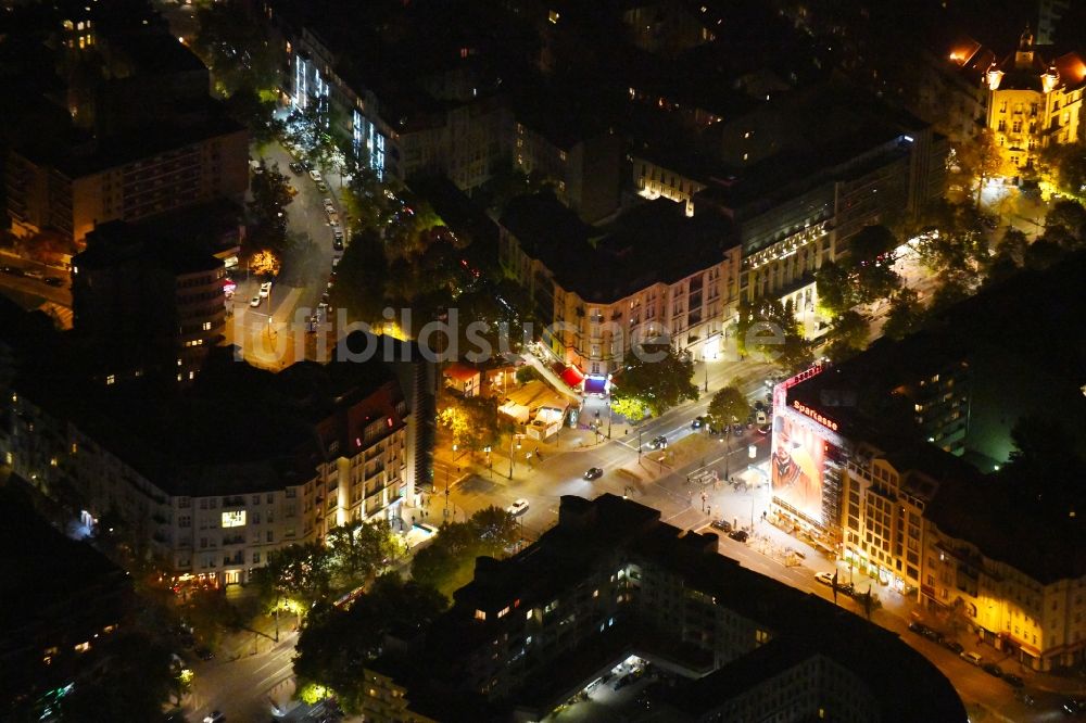 Nacht-Luftaufnahme Berlin - Nachtluftbild Stadtansicht des Innenstadtbereiches am Adenauer Platz im Ortsteil Charlottenburg in Berlin, Deutschland