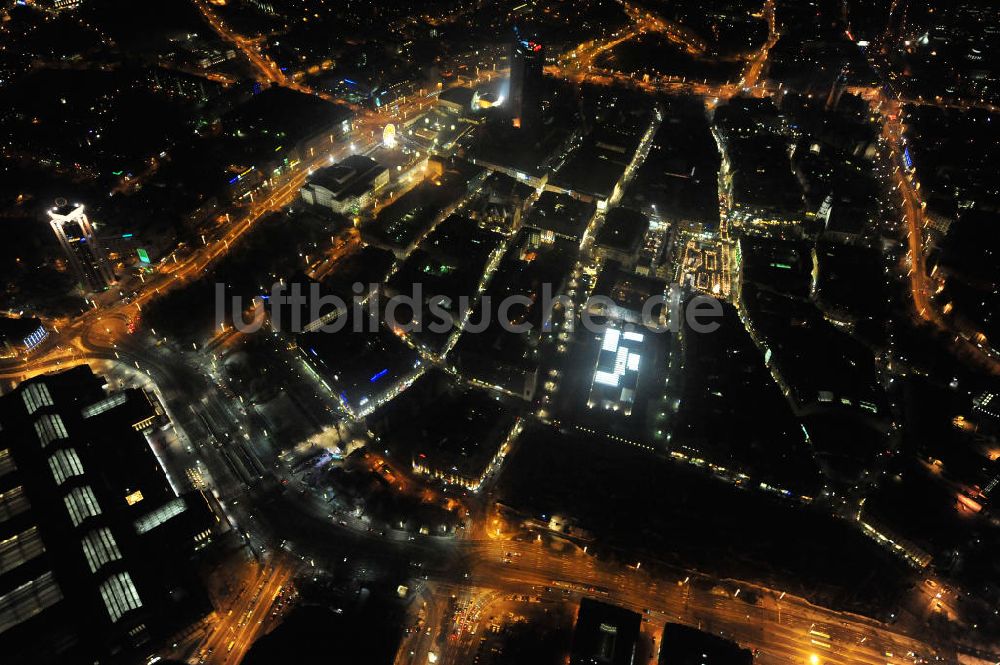 Nacht-Luftaufnahme Leipzig - Nachtluftbild vom Altstadtzentrum und der Leipziger Innenstadt