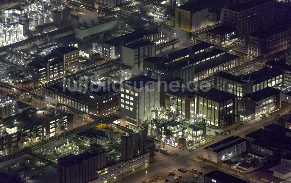 Nachtluftbild Marl - Nachtluftbild von den Anlagen des Chemiepark Marl (ehemals Chemische Werke Hüls AG) im Ruhrgebiet im Bundesland Nordrhein-Westfalen NRW