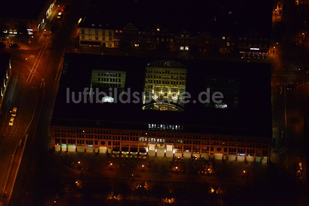 Nachtluftbild Potsdam - Nachtluftbild von der Wilhelm Galerie in Potsdam im Bundesland Brandenburg