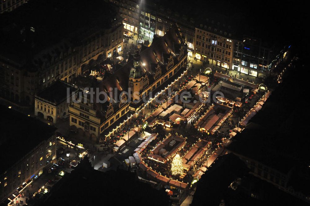 Leipzig bei Nacht von oben - Weihnachtsmarkt Leipzig bei Nacht