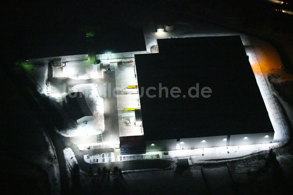 Tanna bei Nacht von oben - Nachtluftbild Werksgelände der Geis Industrie-Service GmbH im Ortsteil Seubtendorf in Tanna im Bundesland Thüringen, Deutschland