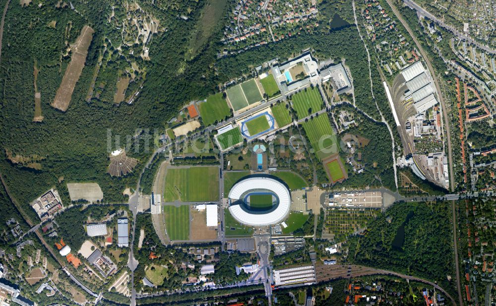 Senkrecht-Luftbild Berlin - Senkrechtluftbild Arena des Stadion Olympiastadion in Berlin