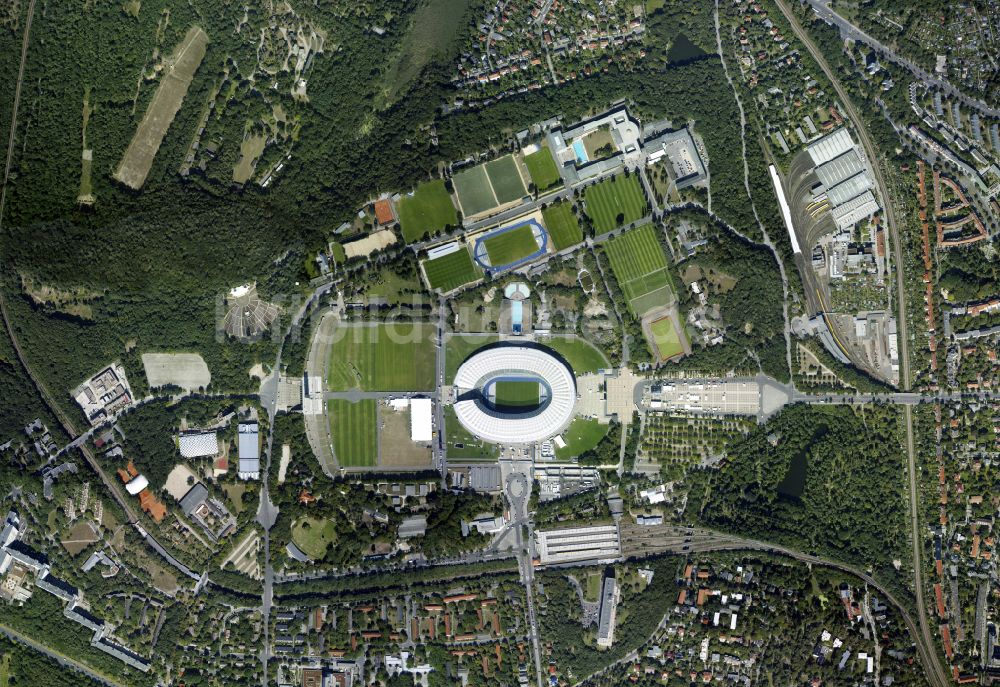 Senkrecht-Luftbild Berlin - Senkrechtluftbild Arena des Stadion Olympiastadion in Berlin