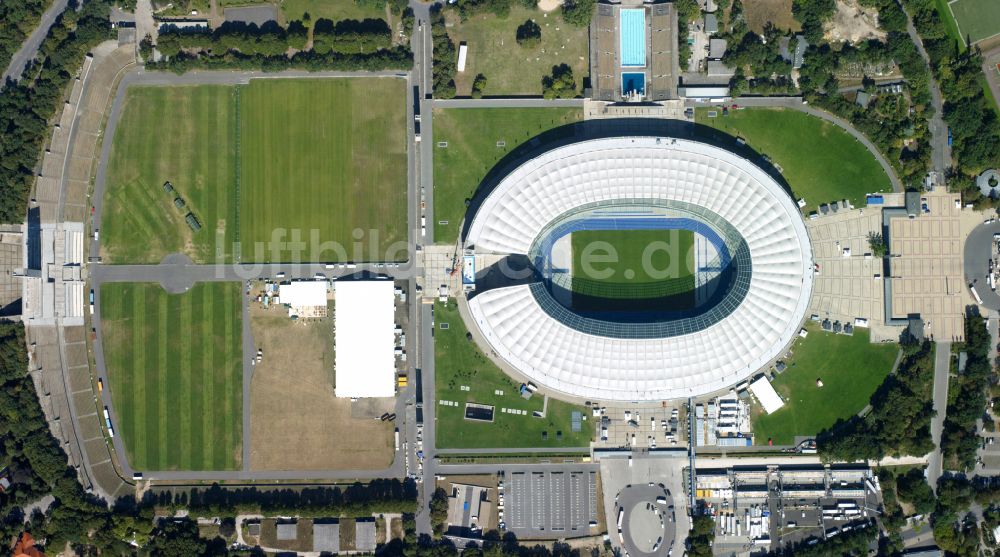 Senkrecht-Luftbild Berlin - Senkrechtluftbild Arena des Stadion Olympiastadion in Berlin