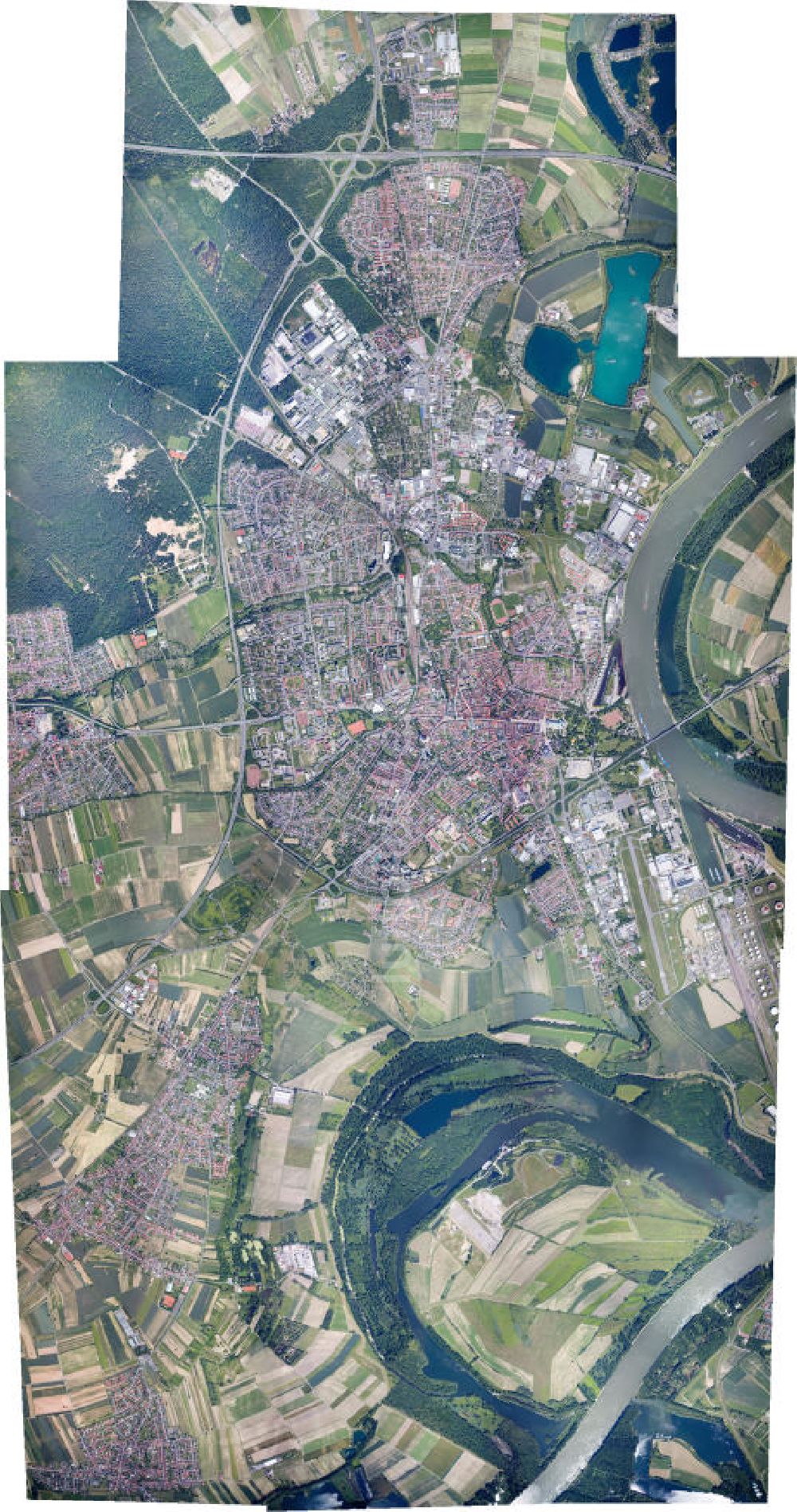 Senkrecht-Luftbild Speyer - Senkrechtluftbildaufnahme vom Stadtgebiet Speyer mit Umland in Rheinland-Pfalz