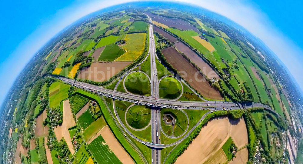 Senkrecht-Luftbild Kamen - Autobahnkreuz der BAB A1 A2 Kamener Kreuz in Kamen im Bundesland Nordrhein-Westfalen, Deutschland