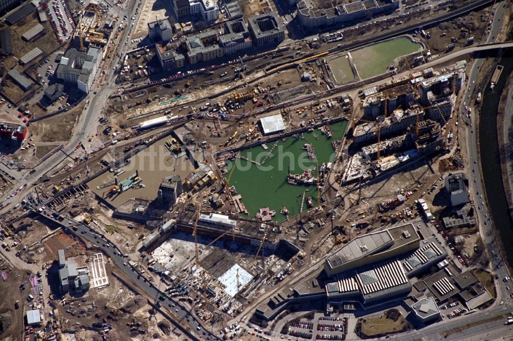 Senkrecht-Luftbild Berlin - Senkrechtluftbild Baustelle zum Neubau des Büro- und Geschäftshausviertels am Potsdamer Platz im Ortsteil Tiergarten in Berlin, Deutschland