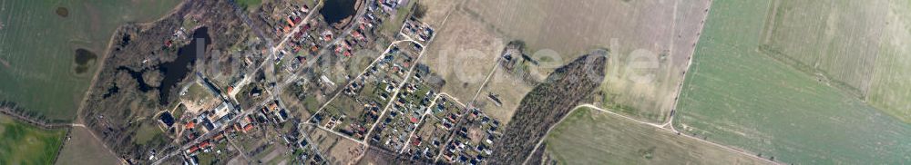 Senkrecht-Luftbild Bernau - Blick über den Bernauer Ortsteil Börnicke mit dem Herrenhaus Schloss Börnicke und den Teichanlagen