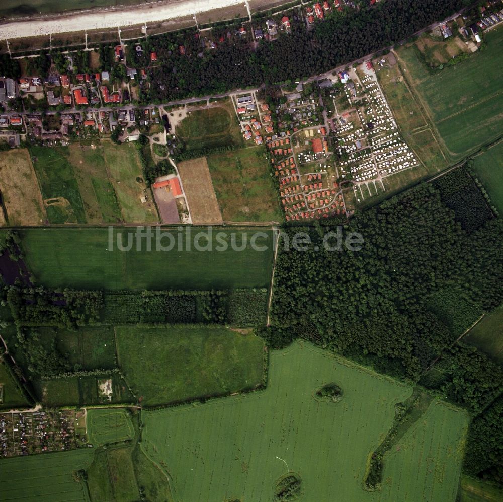 Senkrecht-Luftbild Ostseebad Boltenhagen - Senkrechtluftbild der Meeres-Küste der Ostsee in Ostseebad Boltenhagen im Bundesland Mecklenburg-Vorpommern