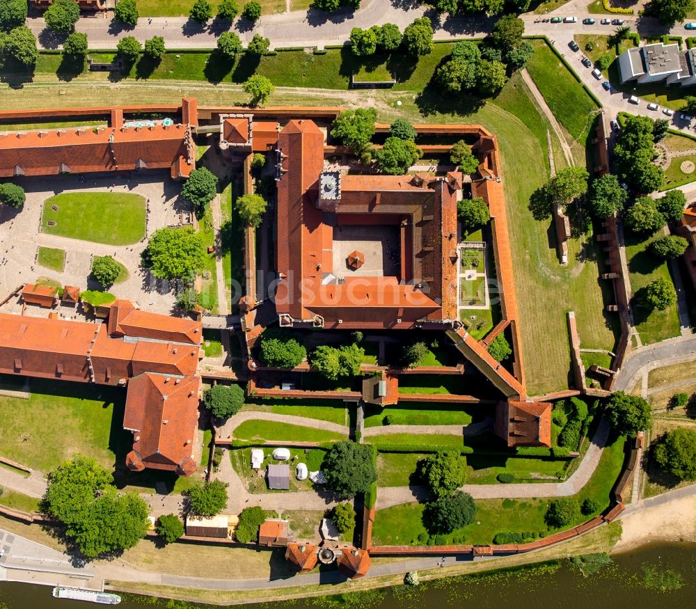 Senkrecht-Luftbild Malbork Marienburg - Senkrechtluftbild Festungsanlage der Ordensburg Marienburg in Malbork Marienburg in Pomorskie, Polen