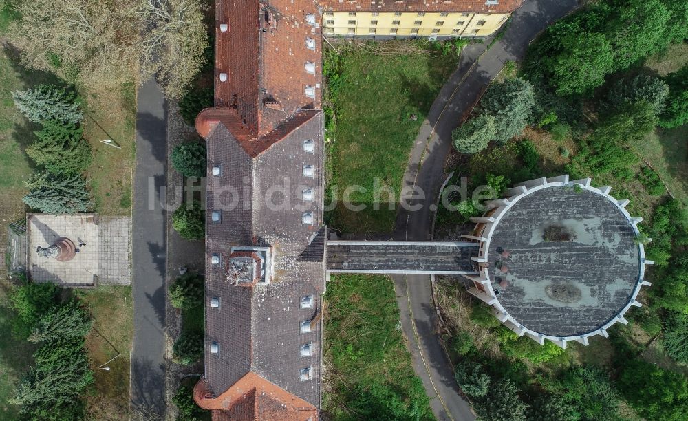 Senkrecht-Luftbild Wünsdorf - Senkrechtluftbild Gebäudekomplex der ehemaligen Militär- Kaserne Haus der Offiziere im Ortsteil Waldstadt in Wünsdorf im Bundesland Brandenburg, Deutschland