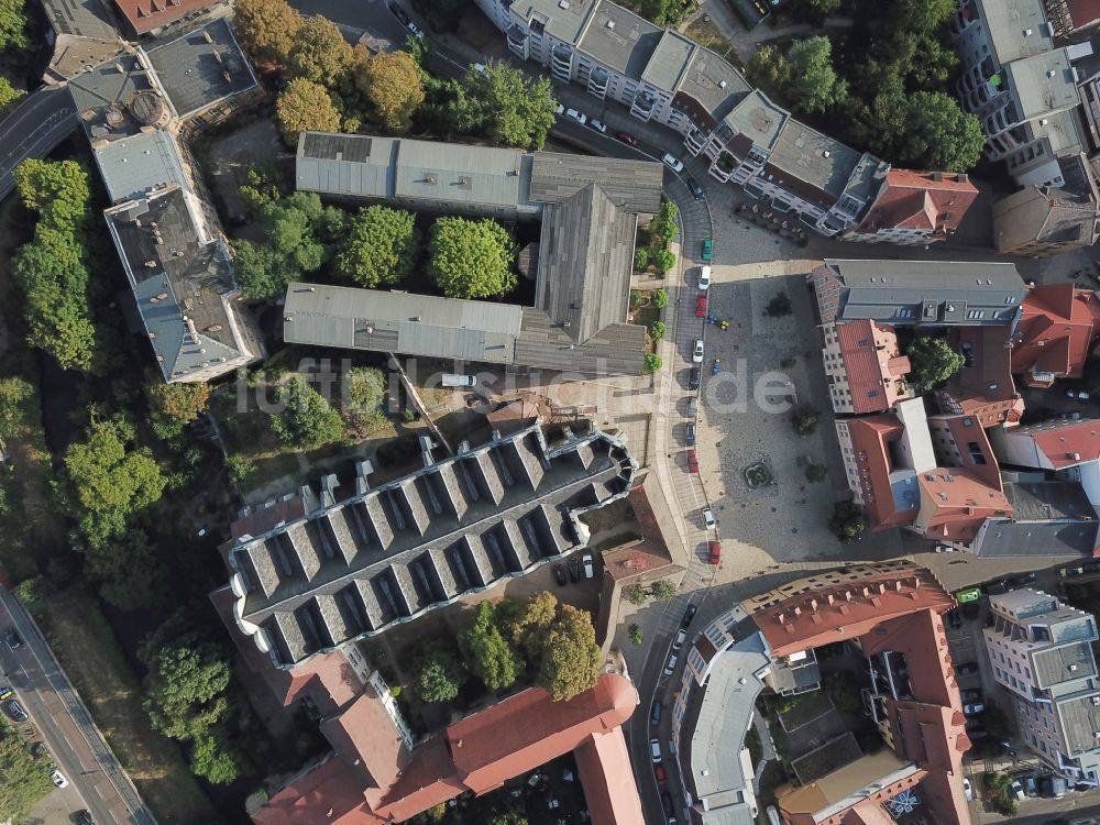 Senkrecht-Luftbild Halle (Saale) - Senkrechtluftbild Kirchengebäude des Domes in der Altstadt in Halle (Saale) im Bundesland Sachsen-Anhalt, Deutschland