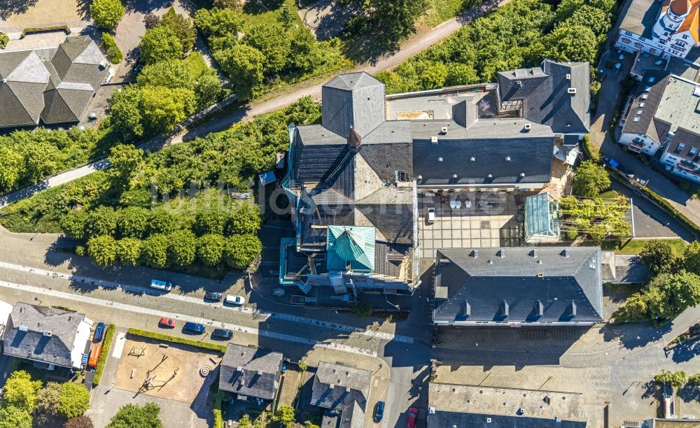 Senkrecht-Luftbild Arnsberg - Senkrechtluftbild Kirchengebäude der Propsteikirche St. Laurentius am Kloster Wedinghausen in Arnsberg im Bundesland Nordrhein-Westfalen, Deutschland