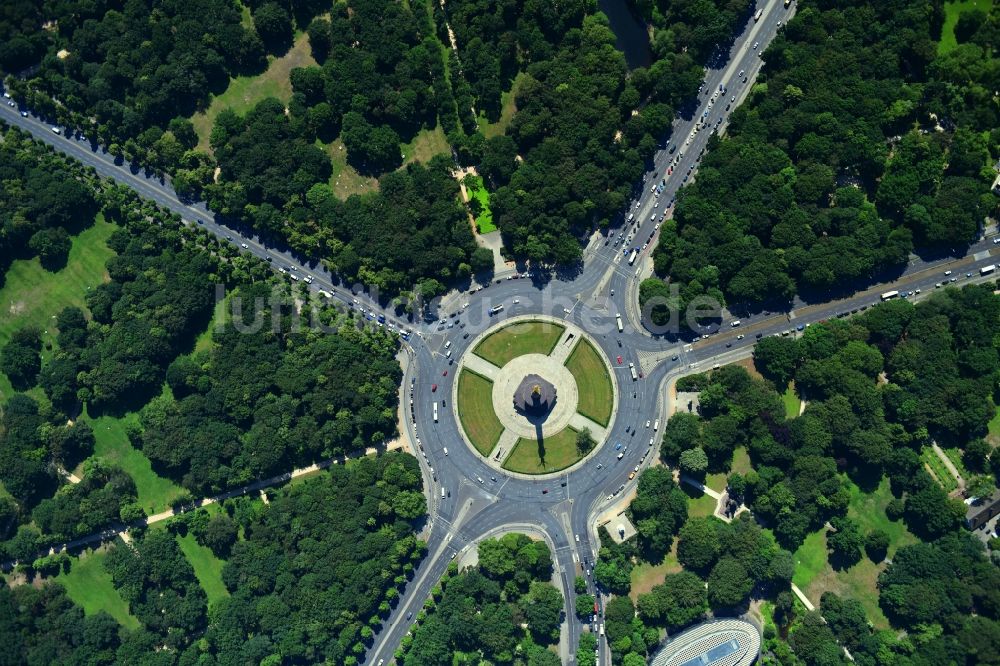 Senkrecht-Luftbild Berlin - Senkrechtluftbild Parkanlage Tiergarten - Straße des 17. Juni - Siegessäule - Großer Stern im Ortsteil Tiergarten in Berlin, Deutschland