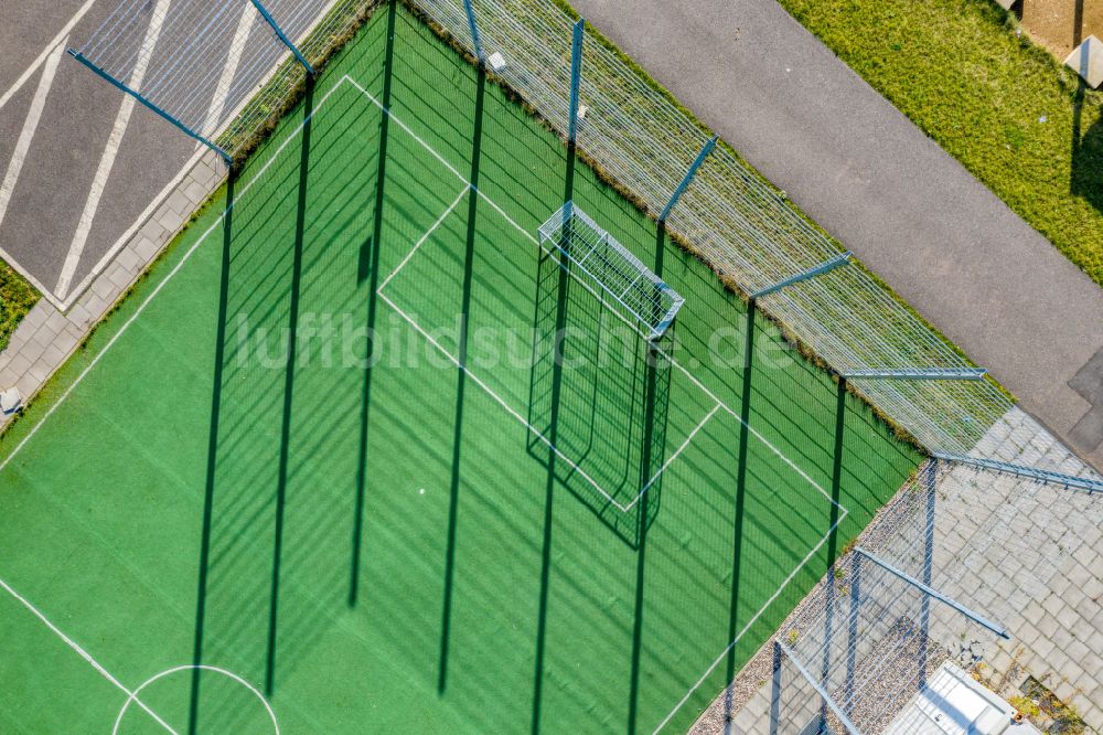 Senkrecht-Luftbild Bergisch Gladbach - Senkrechtluftbild Sportplatz- Fussballplatz in Bergisch Gladbach im Bundesland Nordrhein-Westfalen, Deutschland