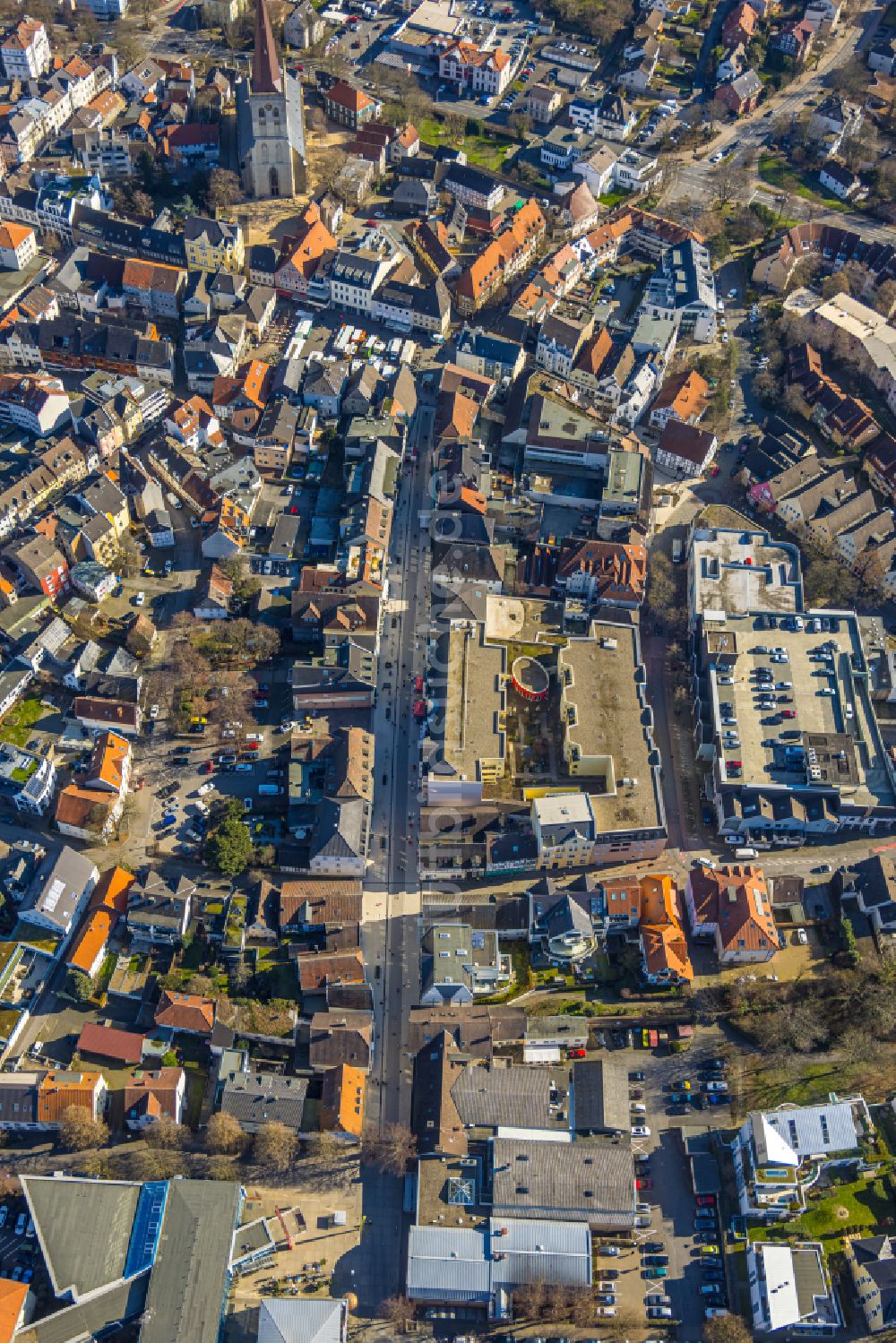 Senkrecht-Luftbild Unna - Senkrechtluftbild Stadtansicht vom Innenstadtbereich entlang der Massener Straße in Unna im Bundesland Nordrhein-Westfalen, Deutschland