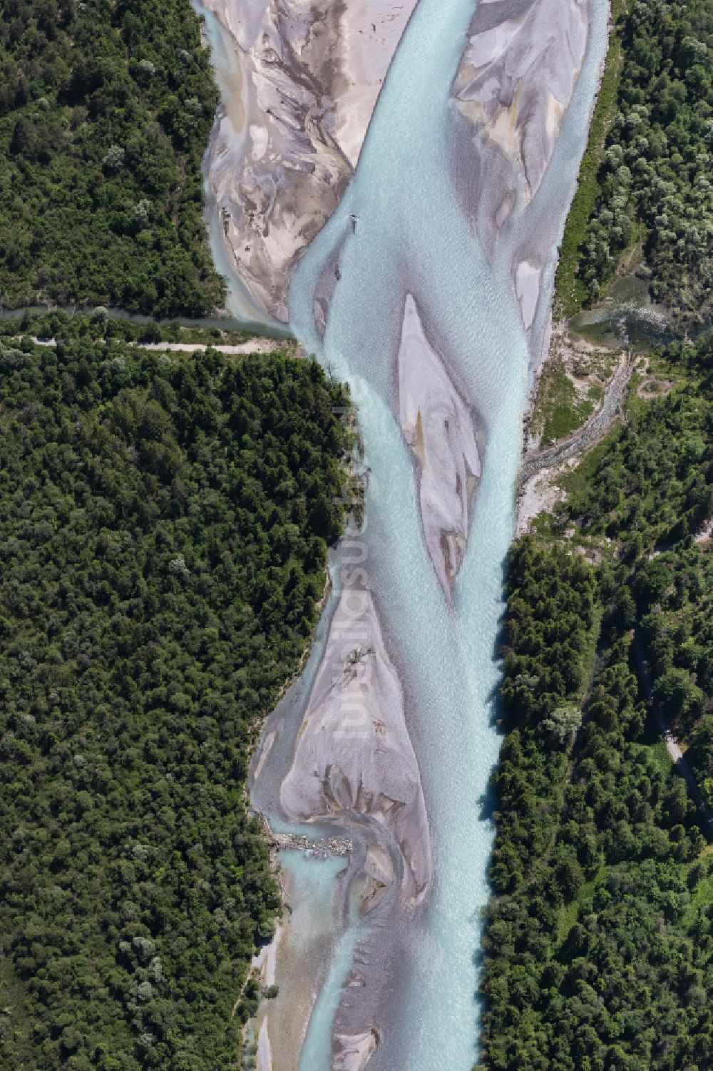 Senkrecht-Luftbild Lechaschau - Senkrechtluftbild Uferbereiche am Flußverlauf des Lech in Lechaschau in Tirol, Österreich