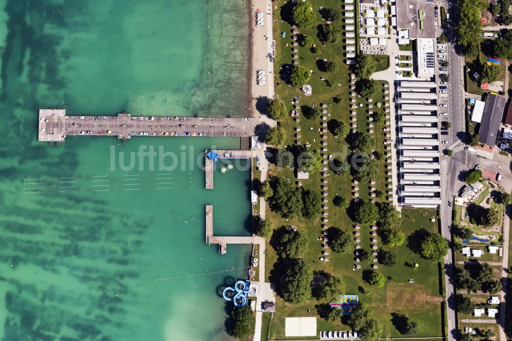 Senkrecht-Luftbild Klagenfurt - Senkrechtluftbild Uferbereiche des Wörtersee am Freibad des Strandbad Klagenfurt in Klagenfurt in Kärnten, Österreich