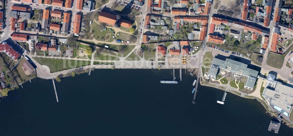 Senkrecht-Luftbild Neuruppin - Senkrechtluftbild von der Seepromenade in Neuruppin im Bujdesland Brandenburg